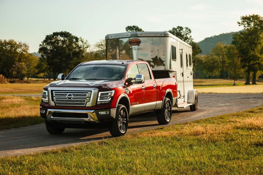  Nissan Titan XD Platinum Reserve Crew Cab 2019 года  (фото 10 из 34)